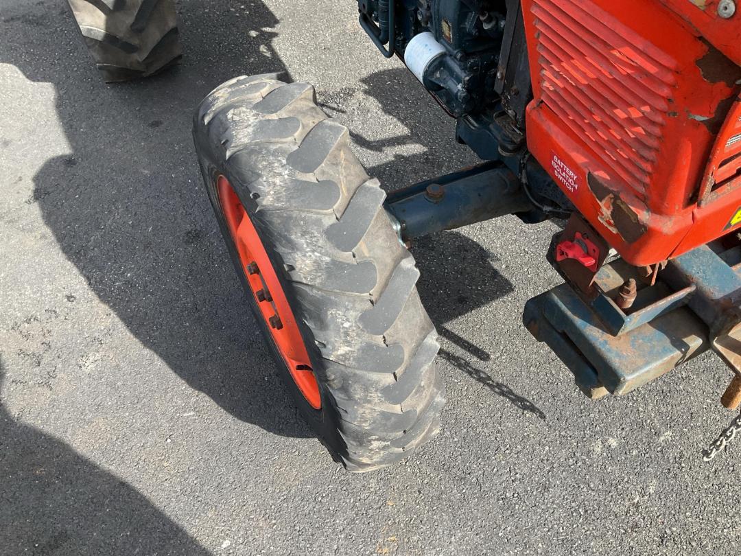 Photo '18' of Kubota L245 DT Tractor