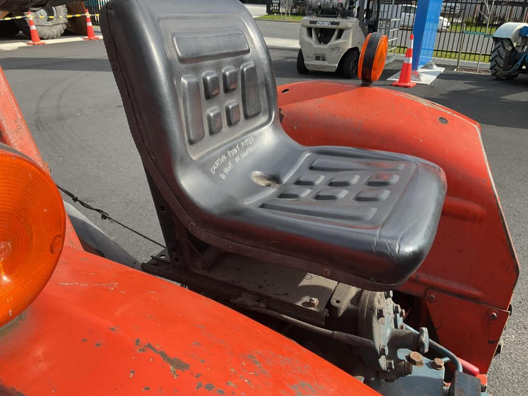 Photo '11' of Kubota L245 DT Tractor