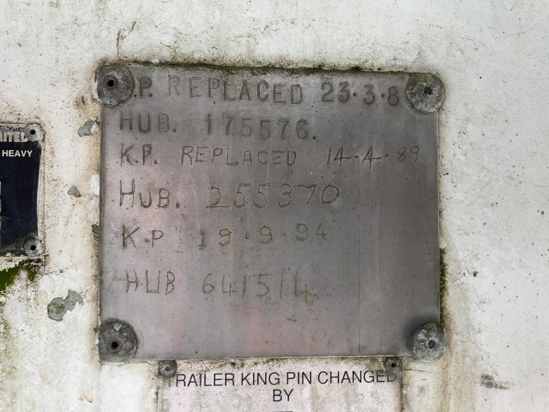 Photo '4' of LOWES INDUSTRIES Tanker - Tandem