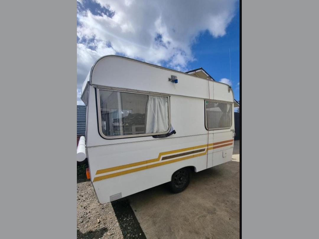 Photo '2' of CARAVAN NOMAD Caravan - Single
