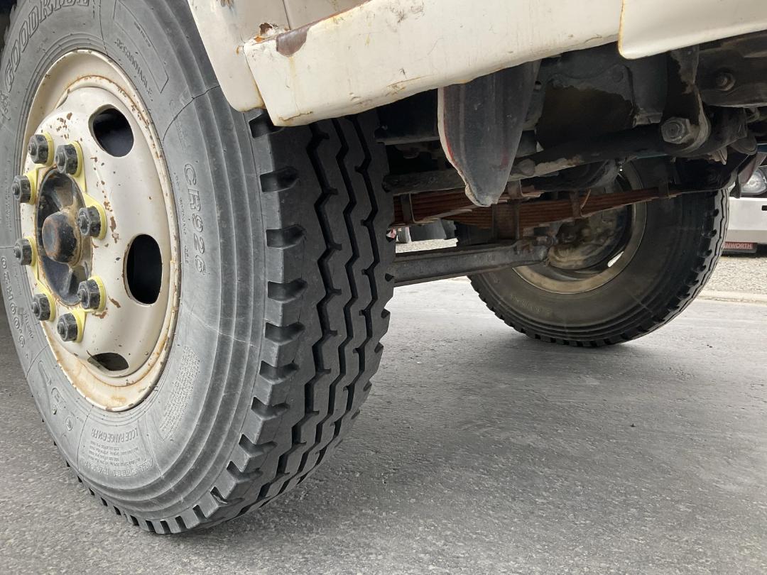 Photo '26' of Isuzu SBR422B Fire Appliance Photo '26' of Isuzu SBR422B Fire Appliance