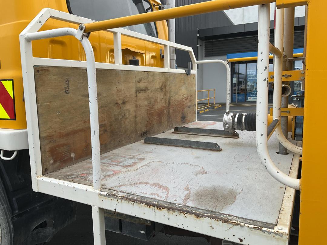 Photo '22' of Isuzu SBR422B Fire Appliance Photo '22' of Isuzu SBR422B Fire Appliance