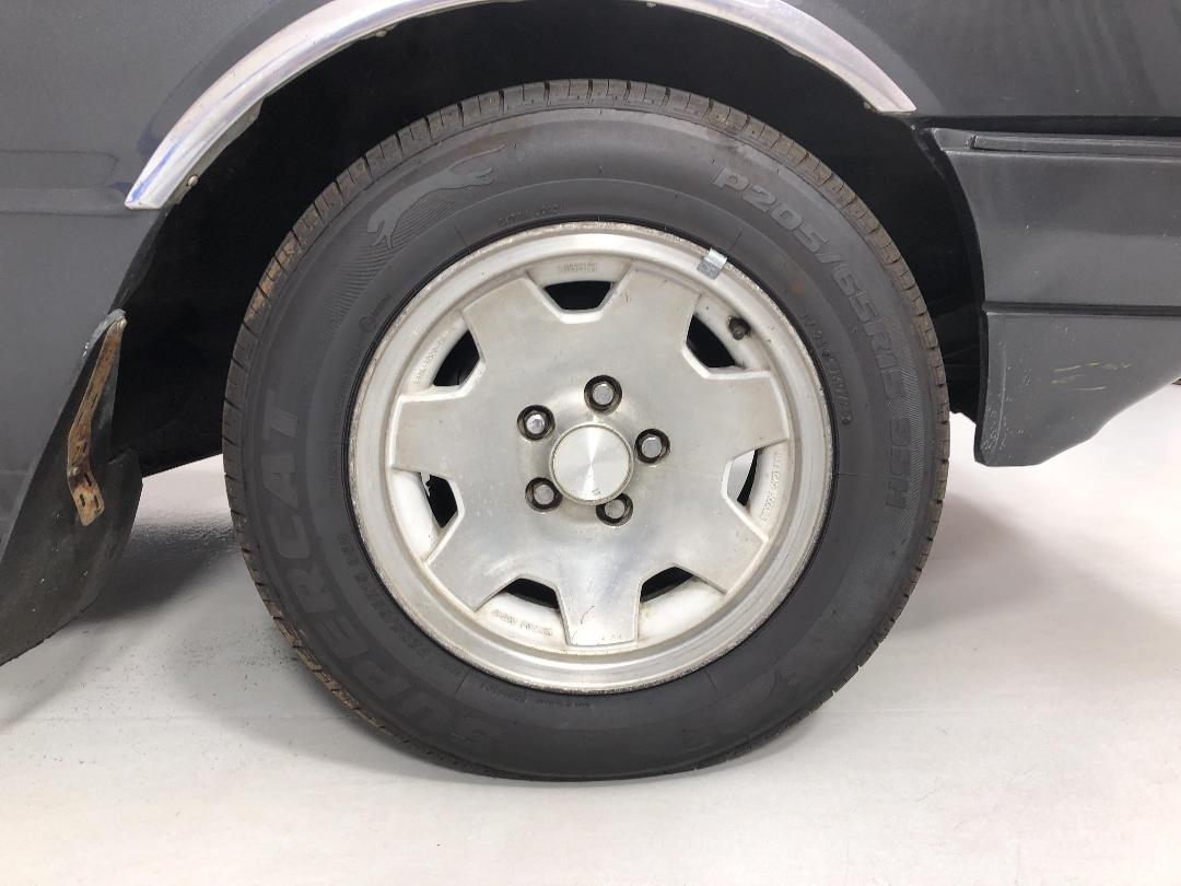 Photo '9' of Ford LTD Photo '9' of Ford LTD