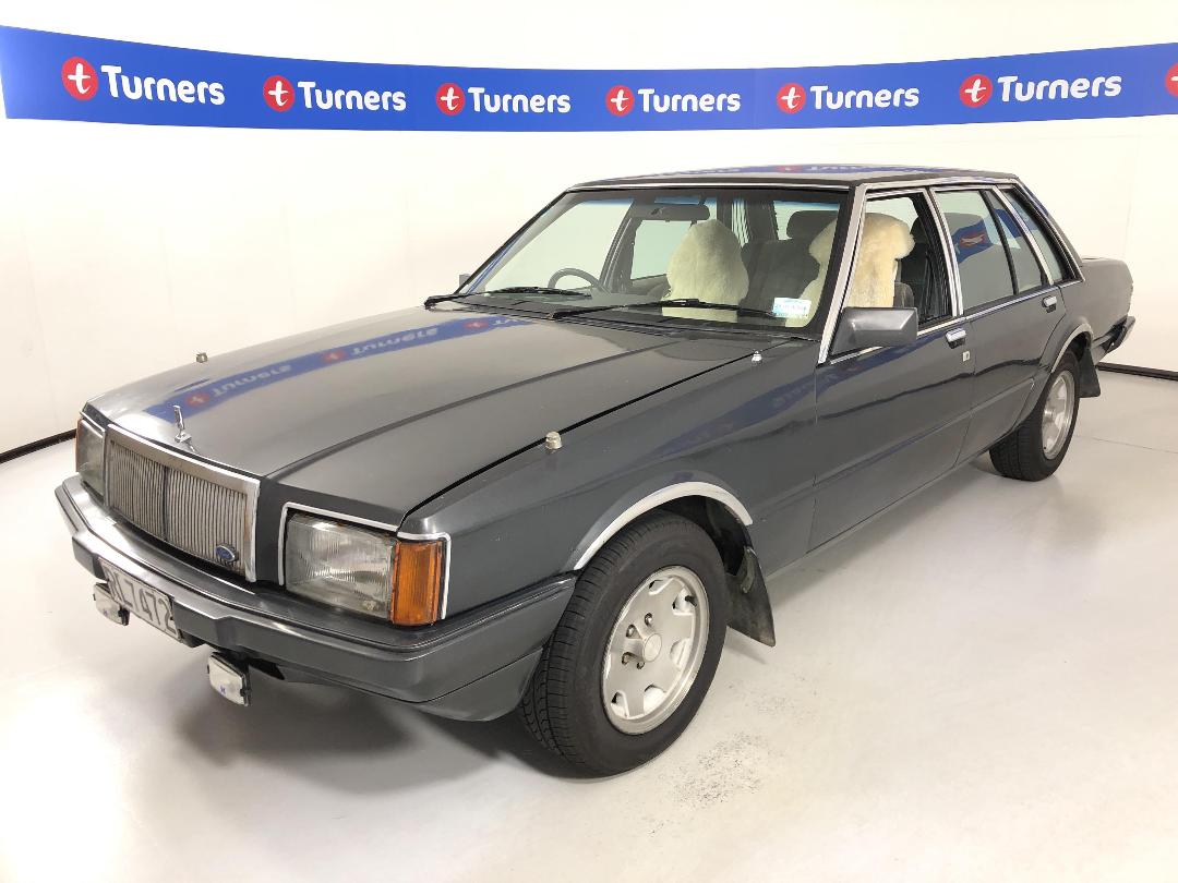 Photo '4' of Ford LTD Photo '4' of Ford LTD