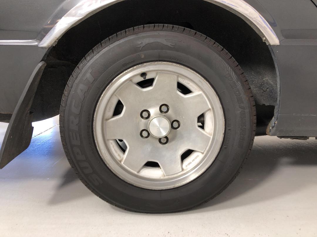 Photo '12' of Ford LTD Photo '12' of Ford LTD