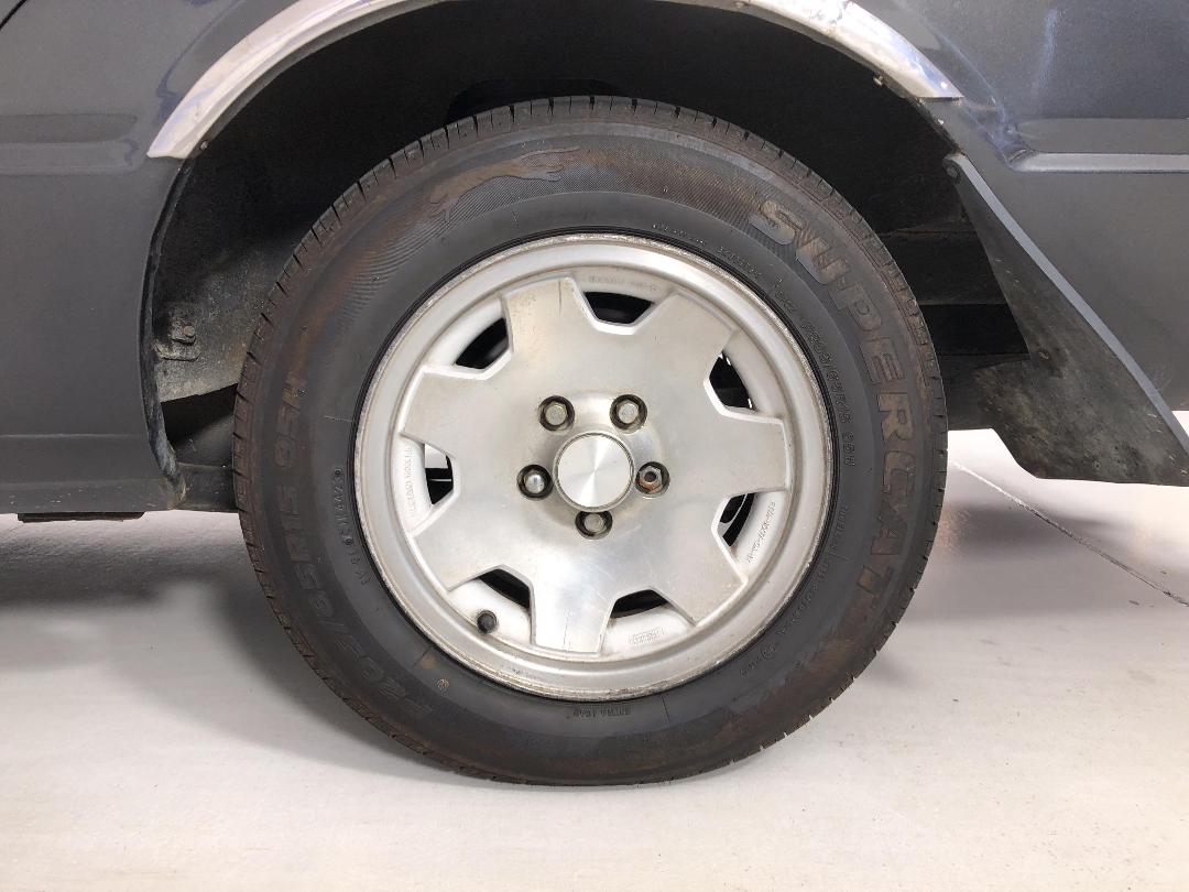 Photo '11' of Ford LTD Photo '11' of Ford LTD