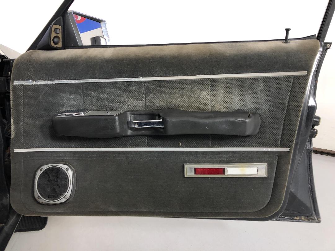 Photo '15' of Ford LTD Photo '15' of Ford LTD