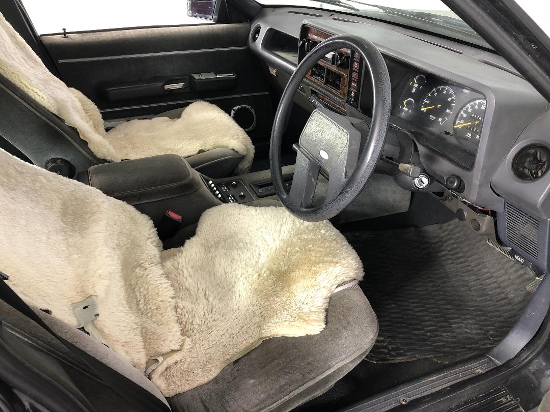 Photo '16' of Ford LTD Photo '16' of Ford LTD