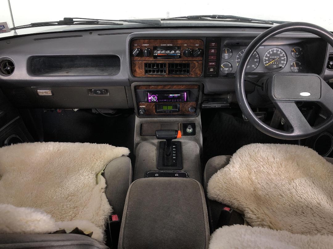 Photo '17' of Ford LTD Photo '17' of Ford LTD