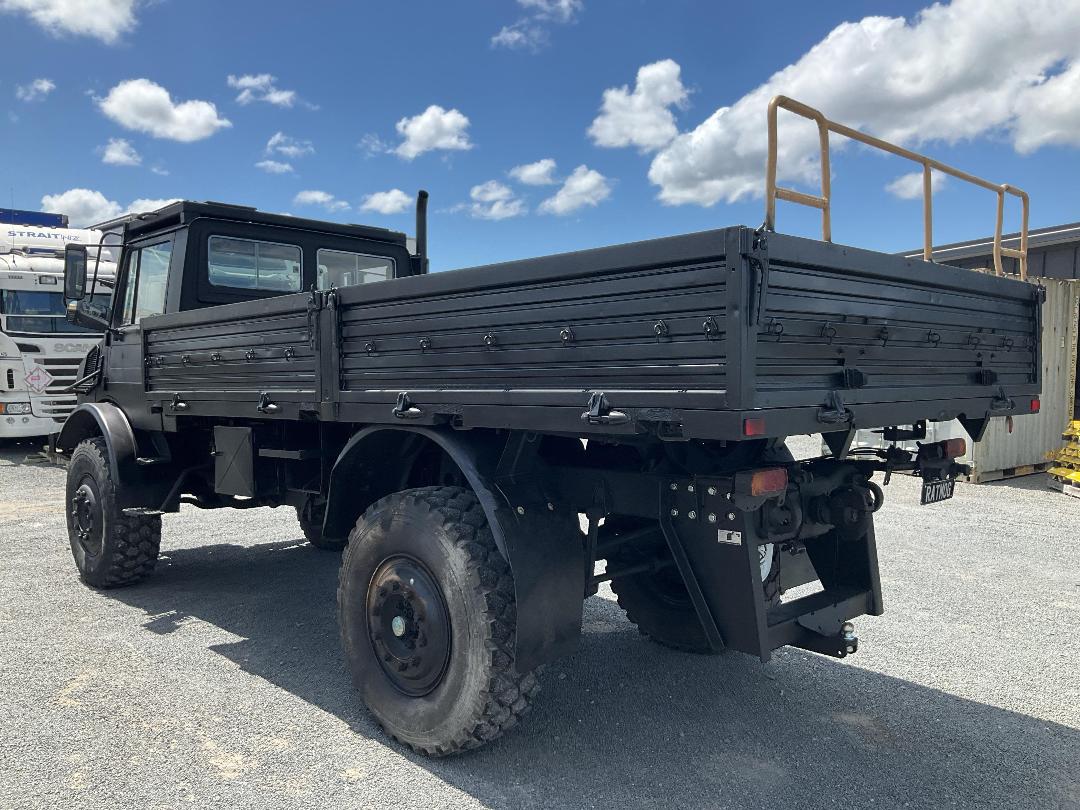 Photo '6' of Mercedes-Benz U1700L Flat Deck Photo '6' of Mercedes-Benz U1700L Flat Deck