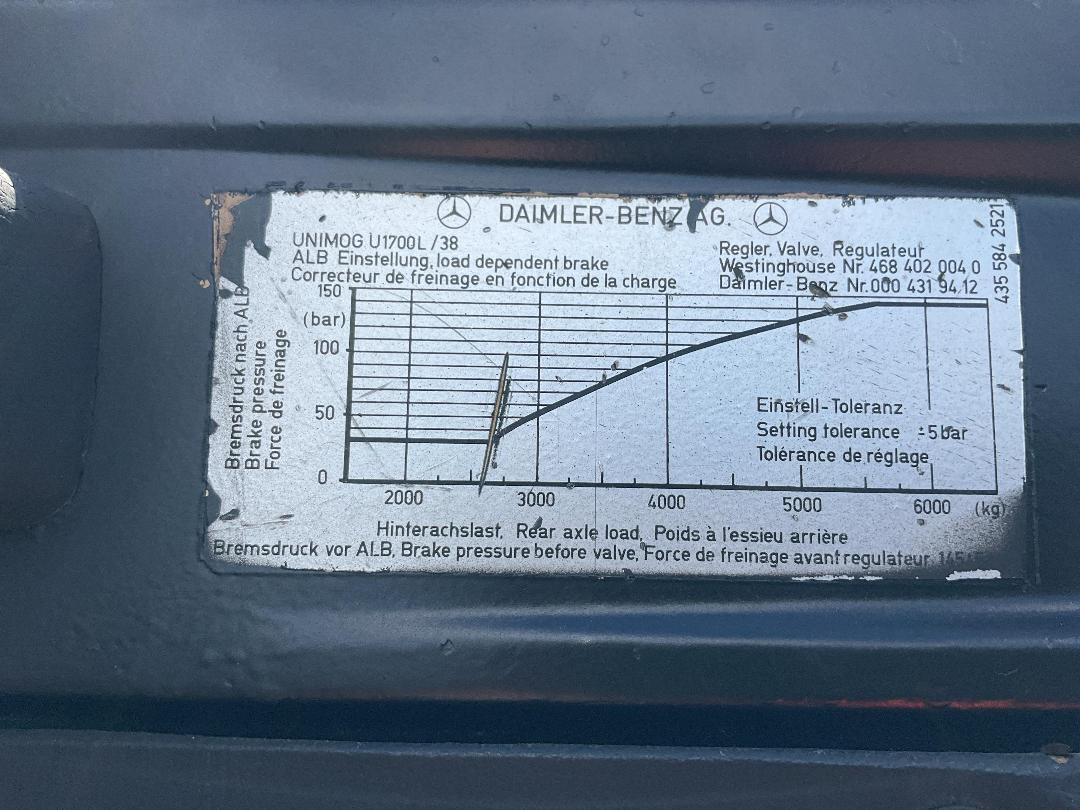 Photo '40' of Mercedes-Benz U1700L Flat Deck Photo '40' of Mercedes-Benz U1700L Flat Deck
