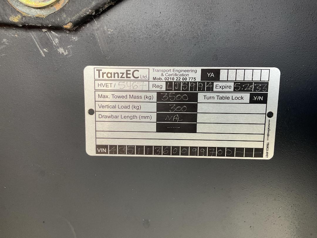 Photo '39' of Mercedes-Benz U1700L Flat Deck Photo '39' of Mercedes-Benz U1700L Flat Deck