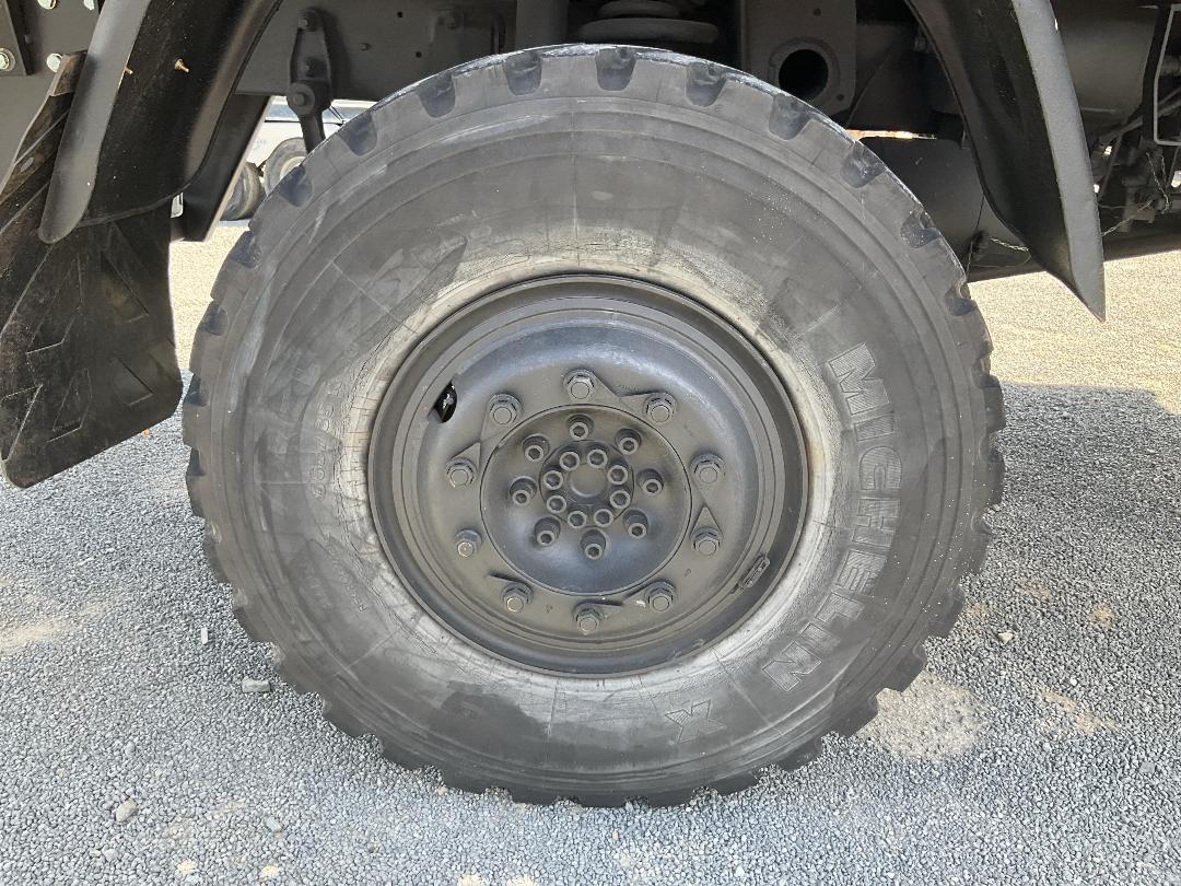 Photo '41' of Mercedes-Benz U1700L Flat Deck Photo '41' of Mercedes-Benz U1700L Flat Deck