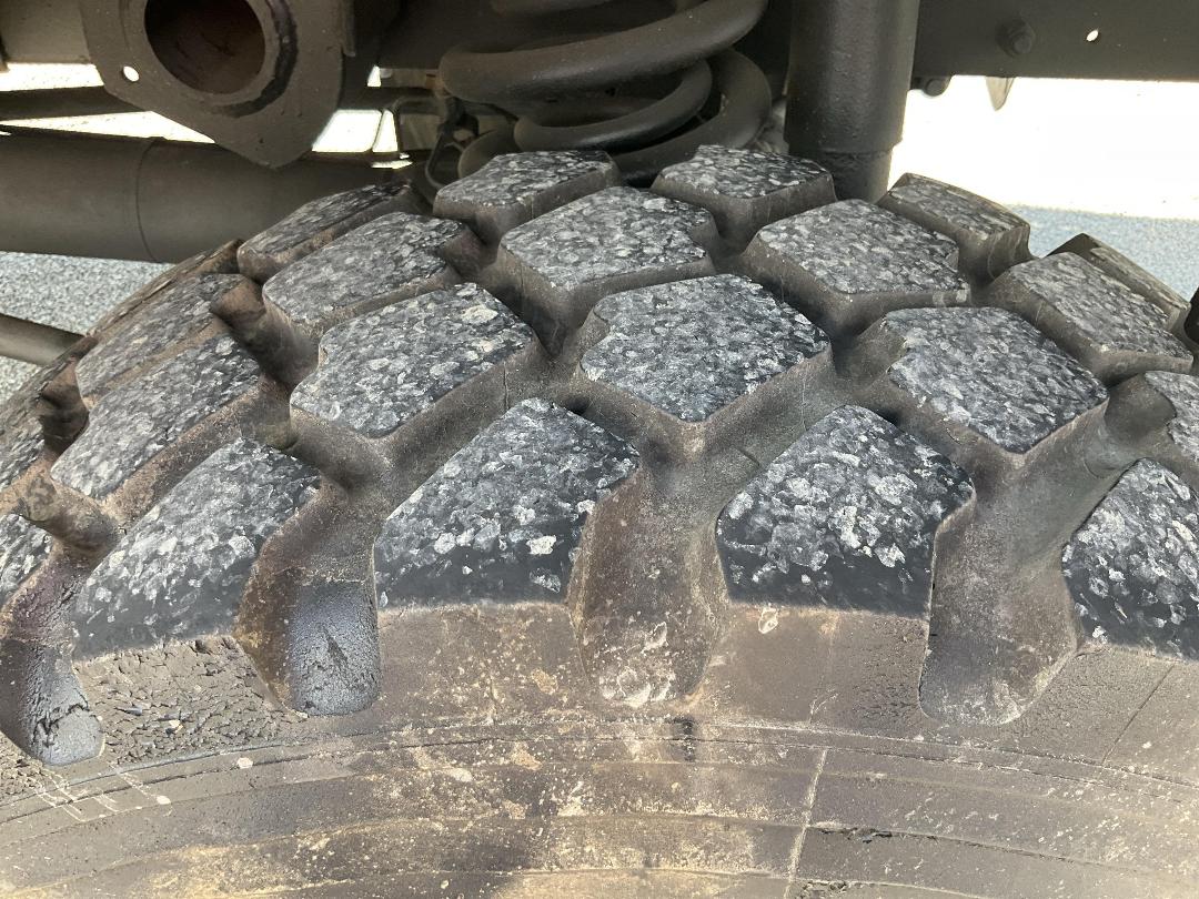 Photo '48' of Mercedes-Benz U1700L Flat Deck Photo '48' of Mercedes-Benz U1700L Flat Deck