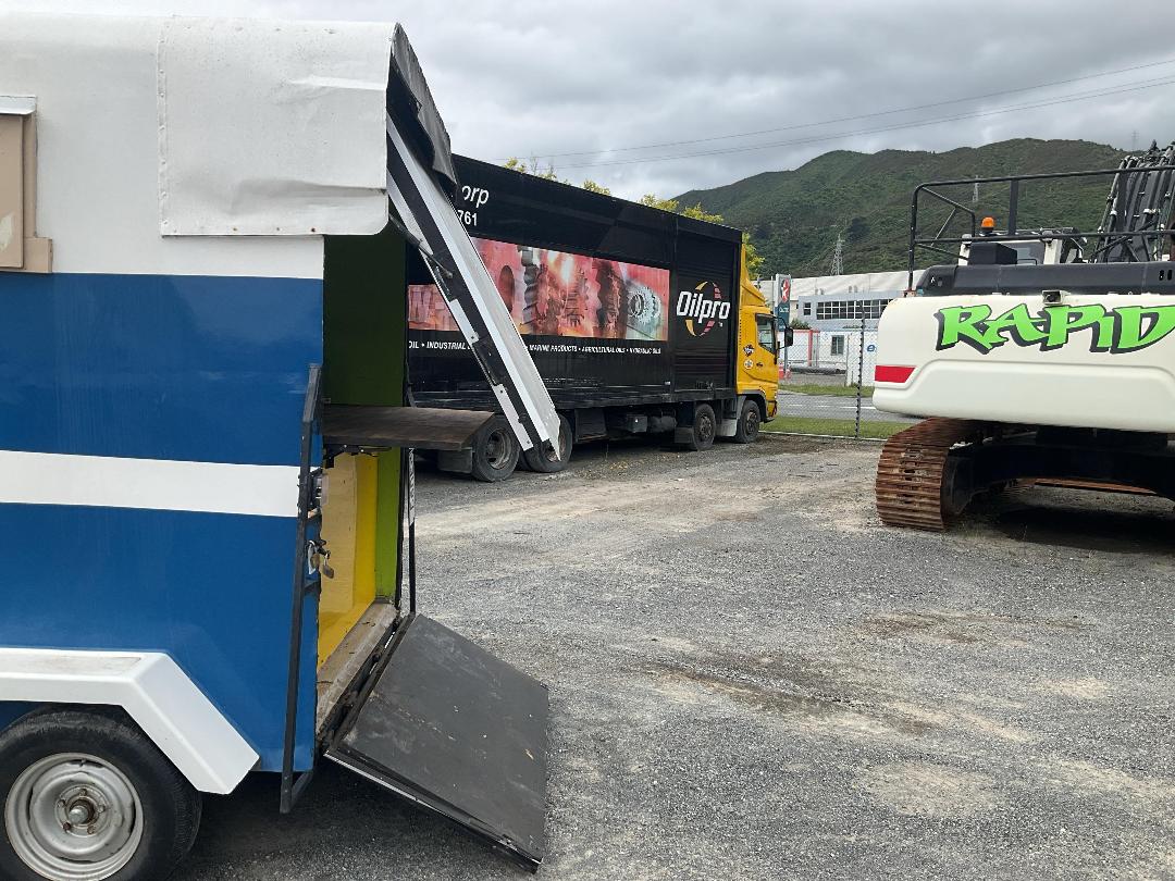 Photo '7' of Trailer Homemade Food/Coffee - Tandem