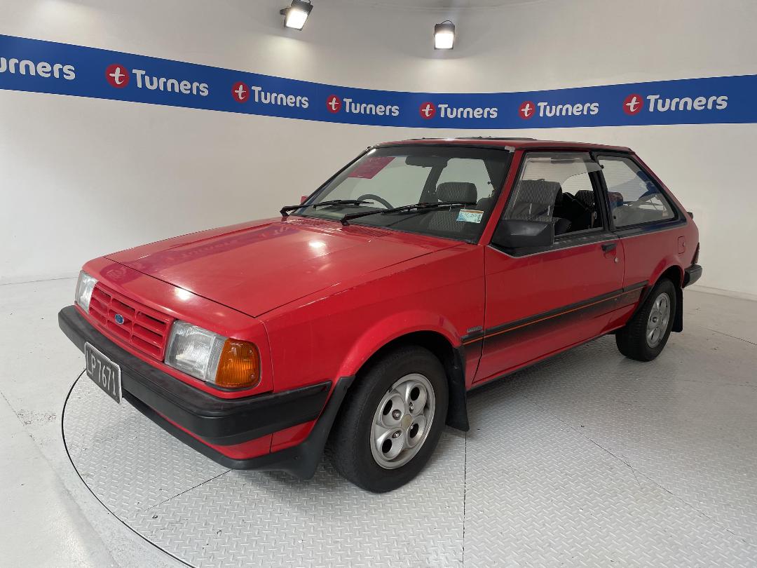 Photo '3' of Ford Laser Sport