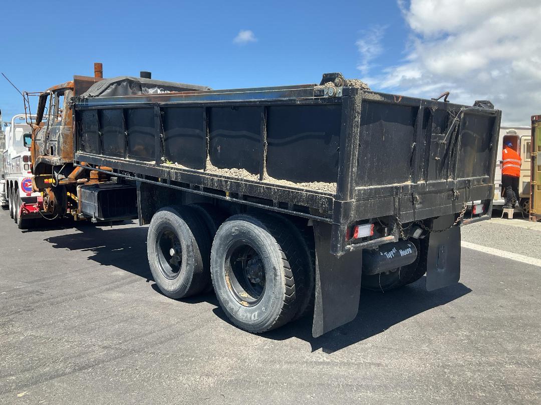 Photo '7' of Nissan CW20 Tipper