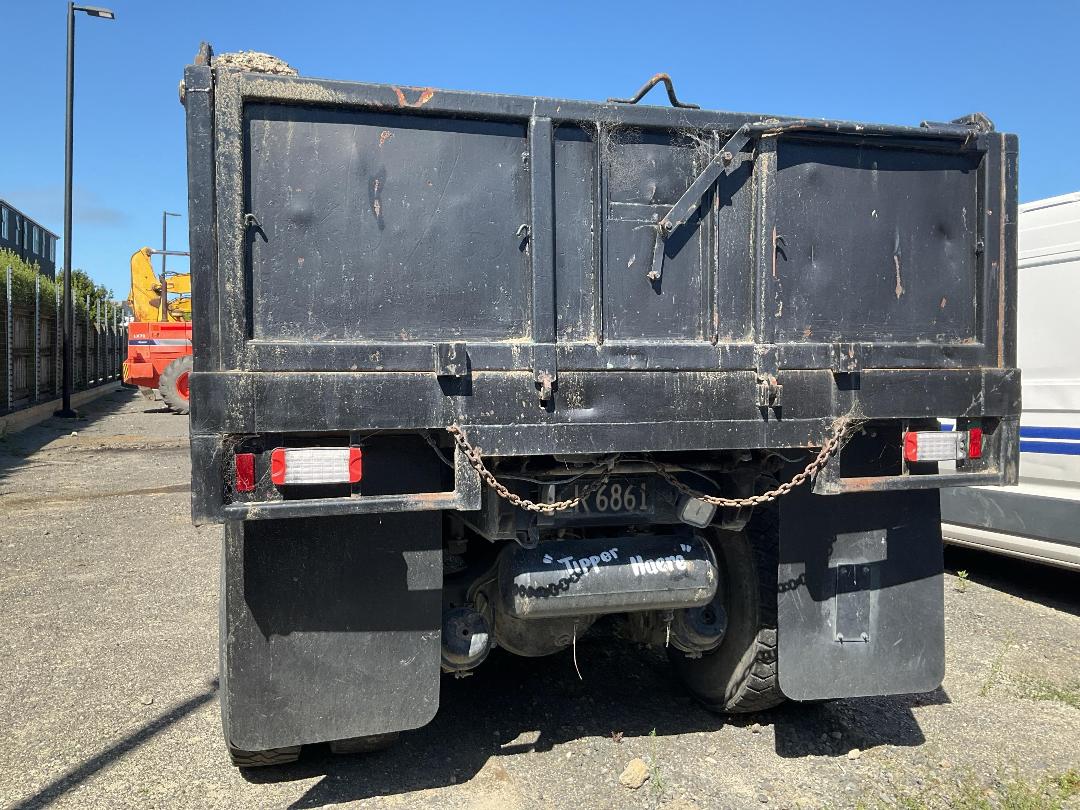 Photo '6' of Nissan CW20 Tipper