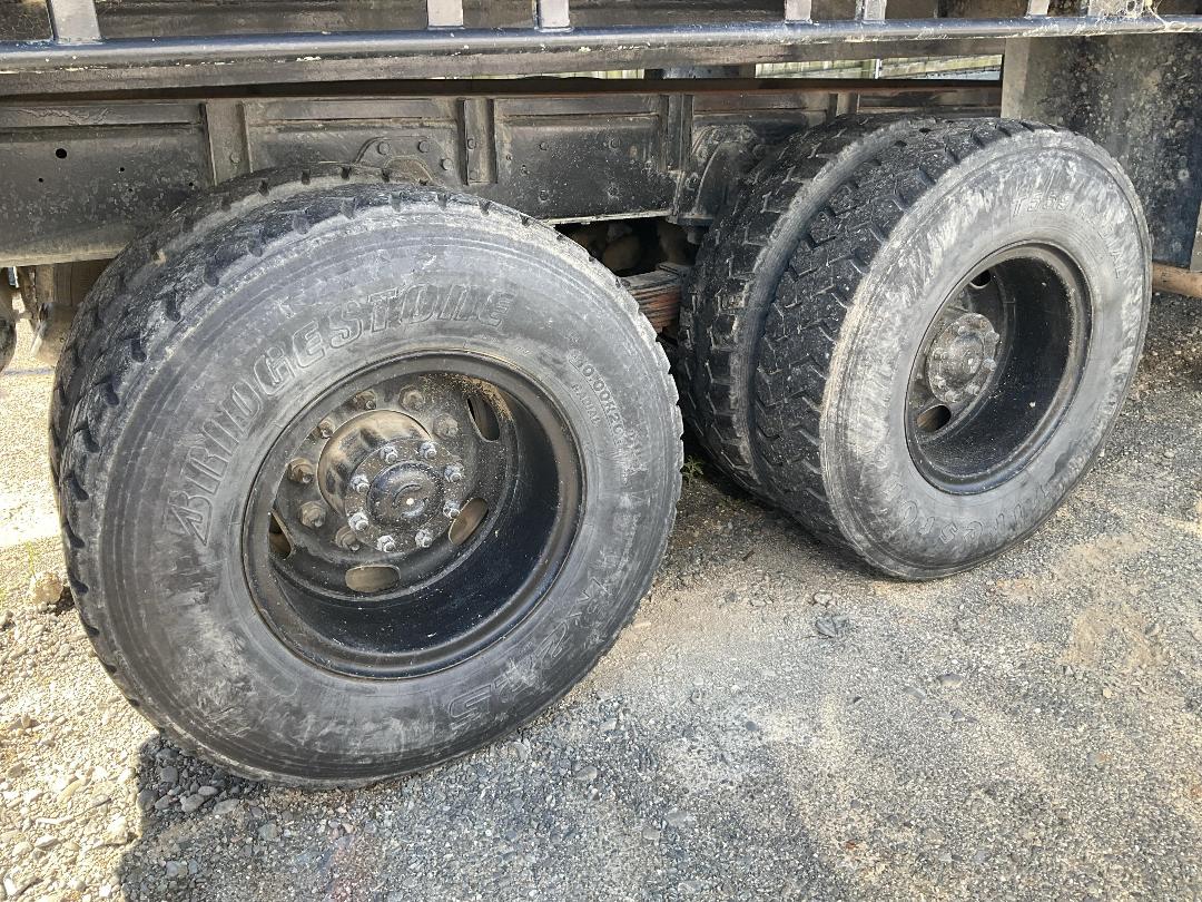 Photo '26' of Nissan CW20 Tipper