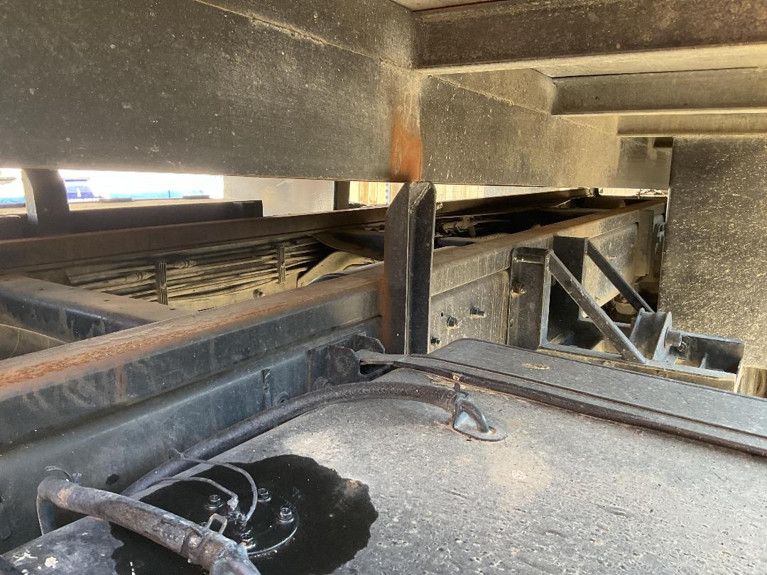 Photo '21' of Nissan CW20 Tipper