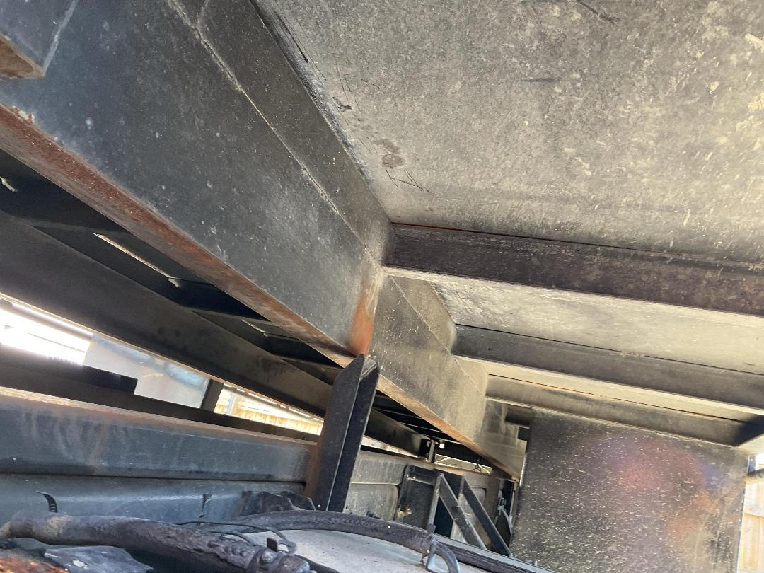 Photo '22' of Nissan CW20 Tipper