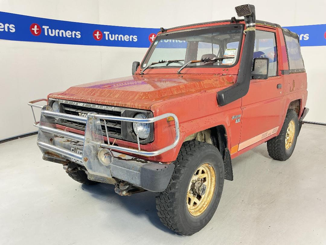 Photo '4' of Toyota Blizzard LX Photo '4' of Toyota Blizzard LX