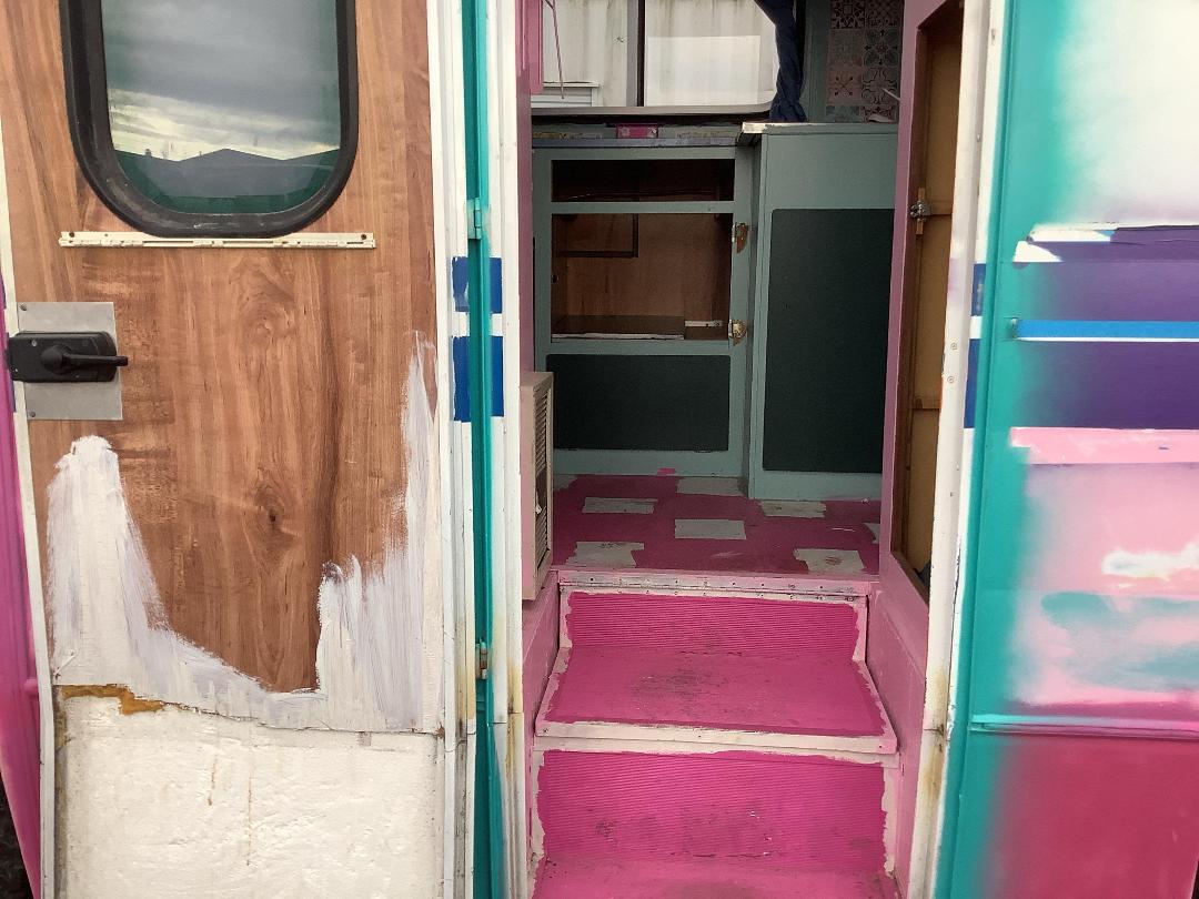 Photo '6' of Ford Trader