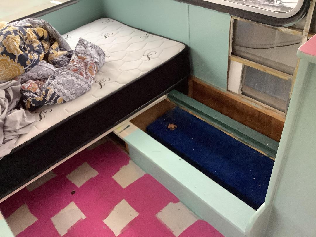 Photo '12' of Ford Trader