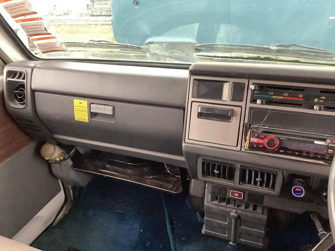 Photo '20' of Ford Trader