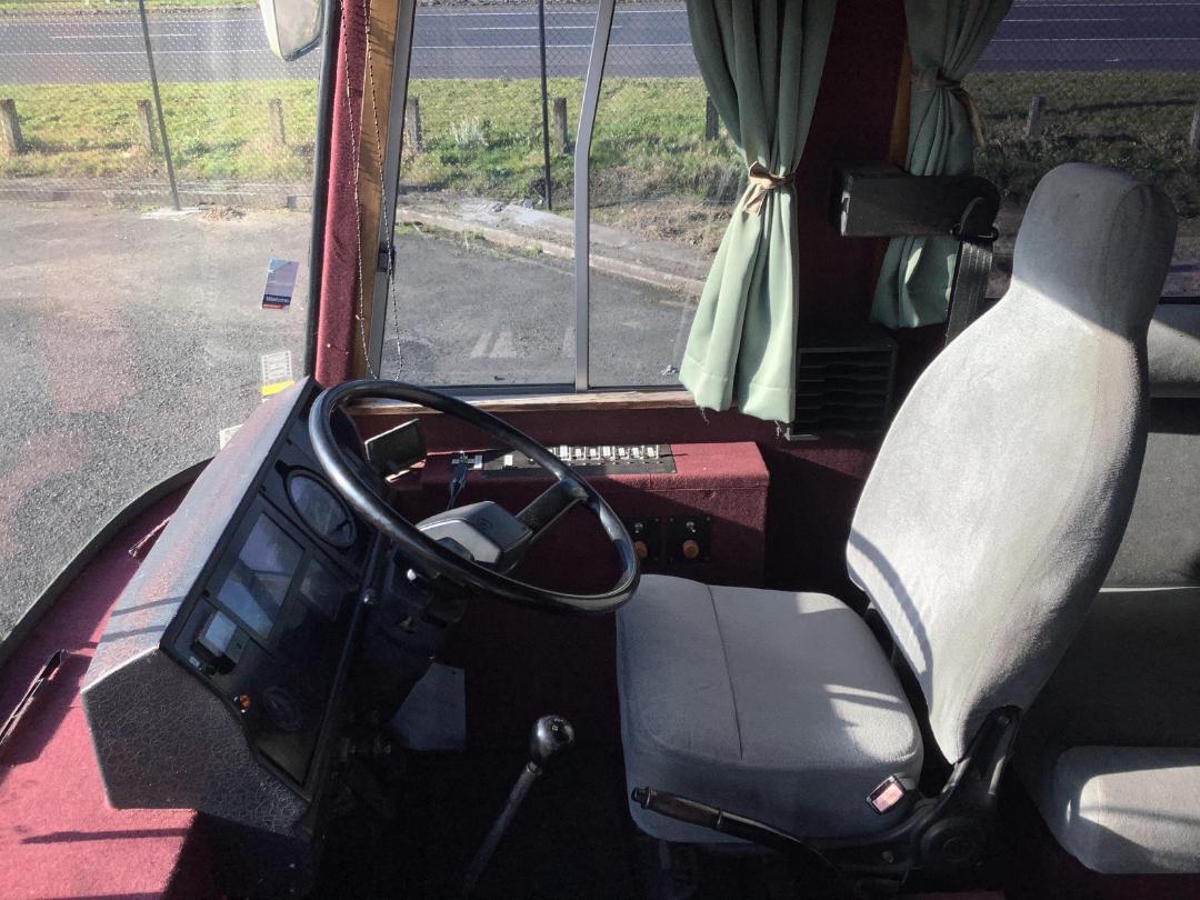 Photo '11' of Nissan Diesel Bus Photo '11' of Nissan Diesel Bus