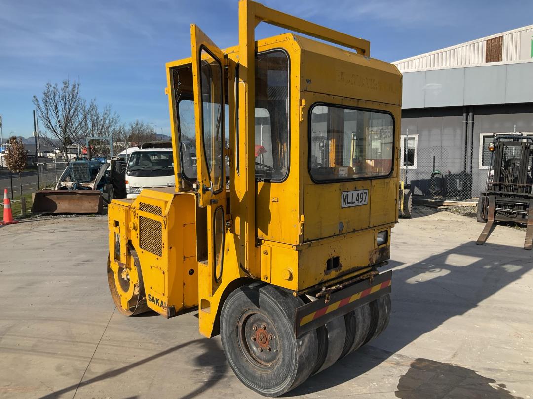 Photo '10' of Sakai SW40 Roller