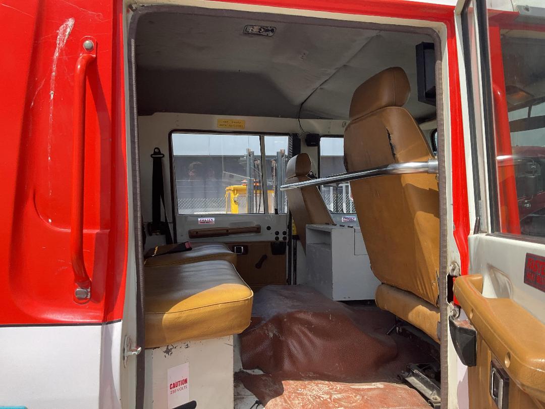 Photo '10' of Hino FF173 Fire Appliance Photo '10' of Hino FF173 Fire Appliance