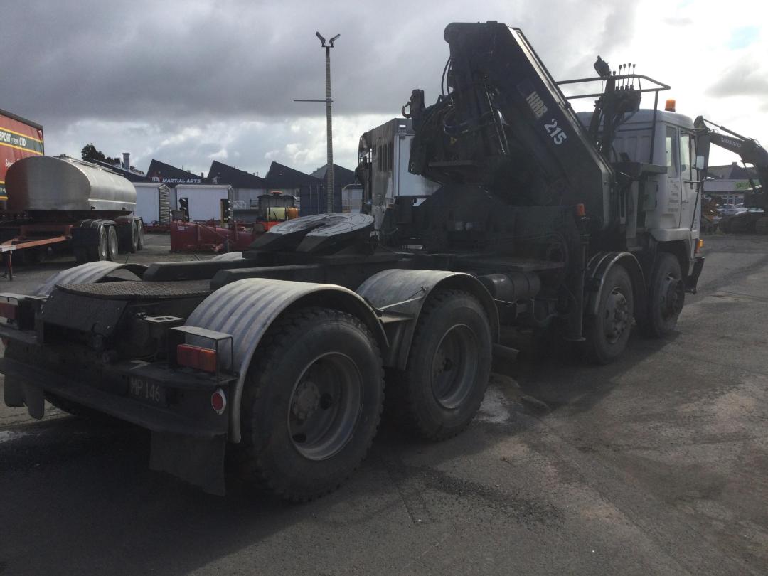 Photo '4' of Mitsubishi FUSO Flatdeck / Crane Photo '4' of Mitsubishi FUSO Flatdeck / Crane