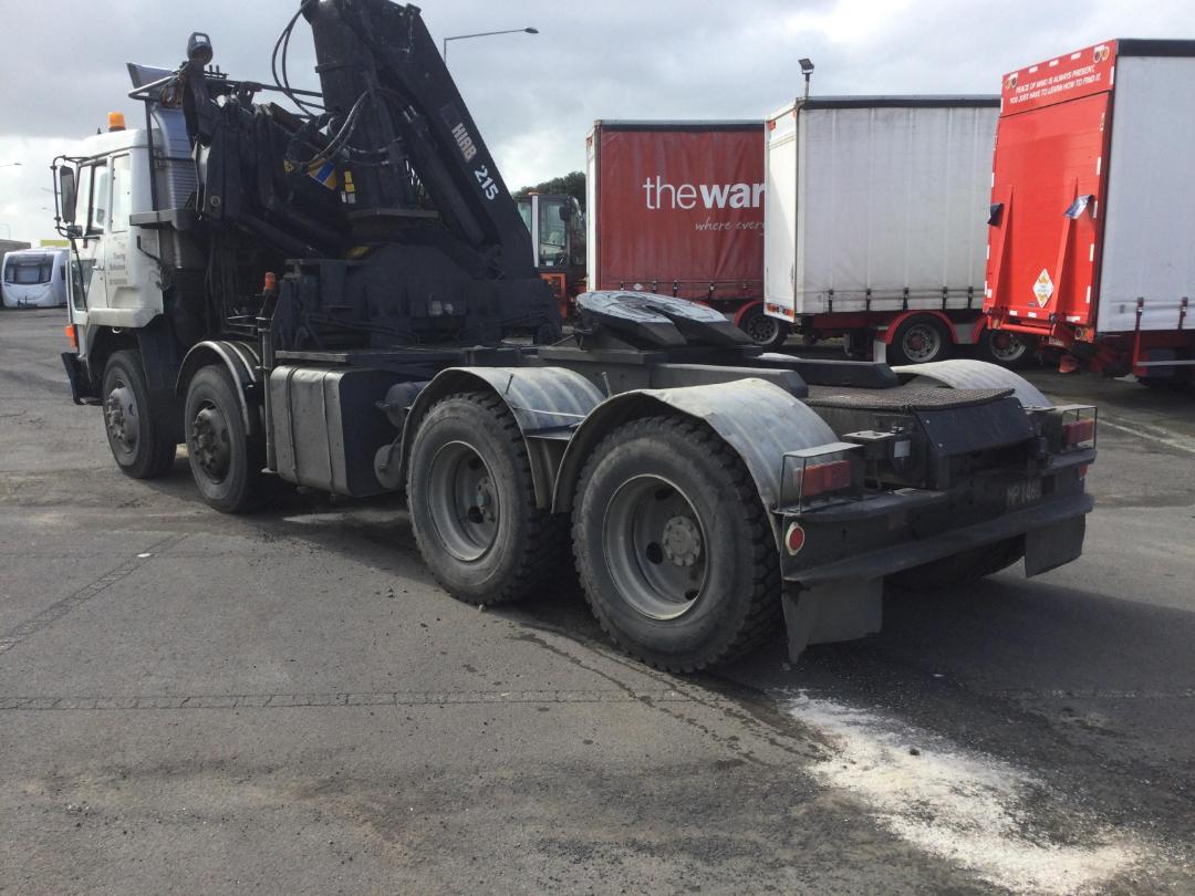 Photo '6' of Mitsubishi FUSO Flatdeck / Crane Photo '6' of Mitsubishi FUSO Flatdeck / Crane