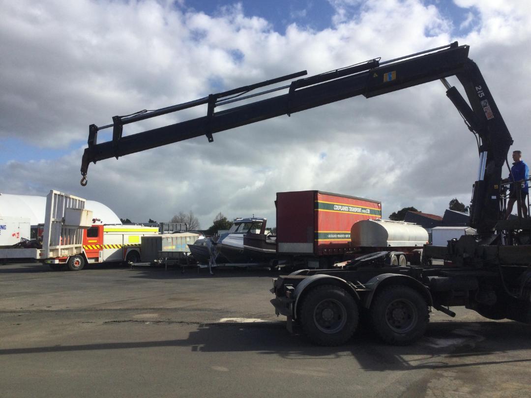 Photo '23' of Mitsubishi FUSO Flatdeck / Crane Photo '23' of Mitsubishi FUSO Flatdeck / Crane