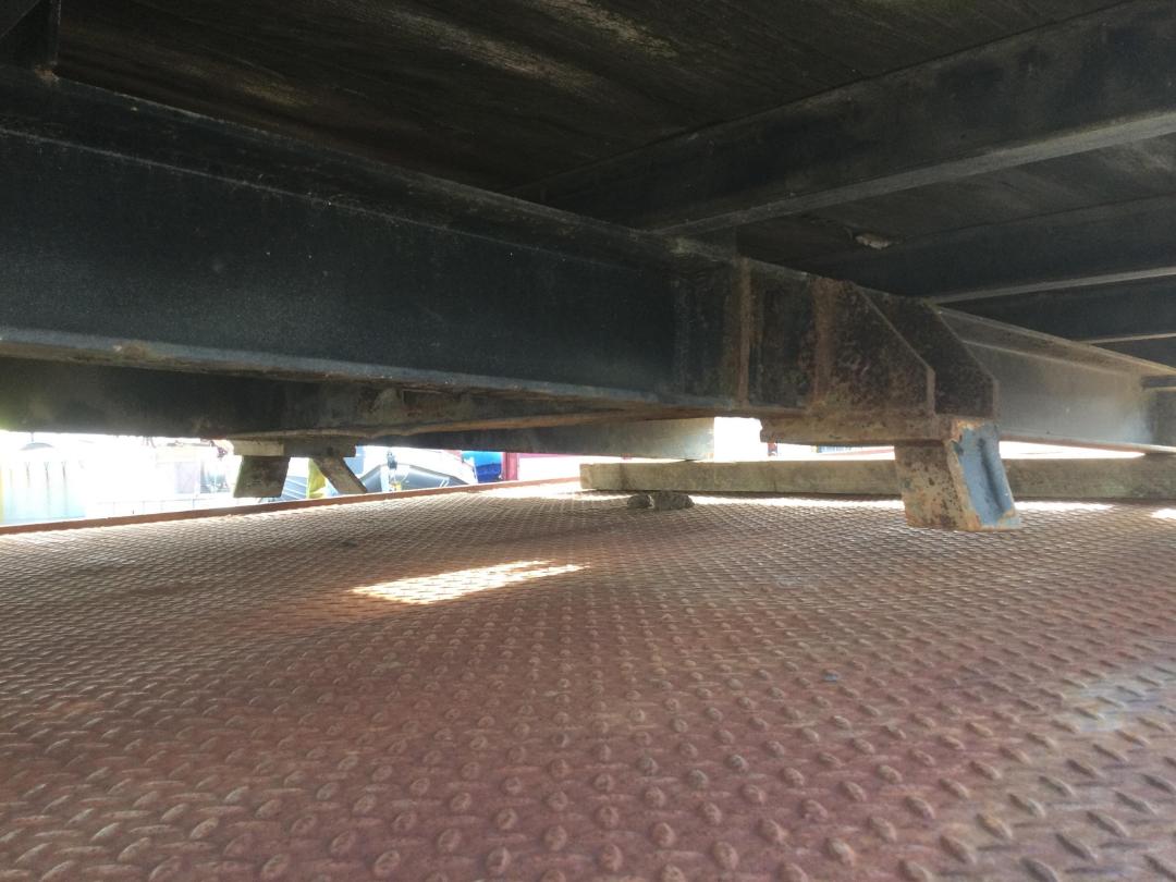 Photo '27' of Mitsubishi FUSO Flatdeck / Crane Photo '27' of Mitsubishi FUSO Flatdeck / Crane