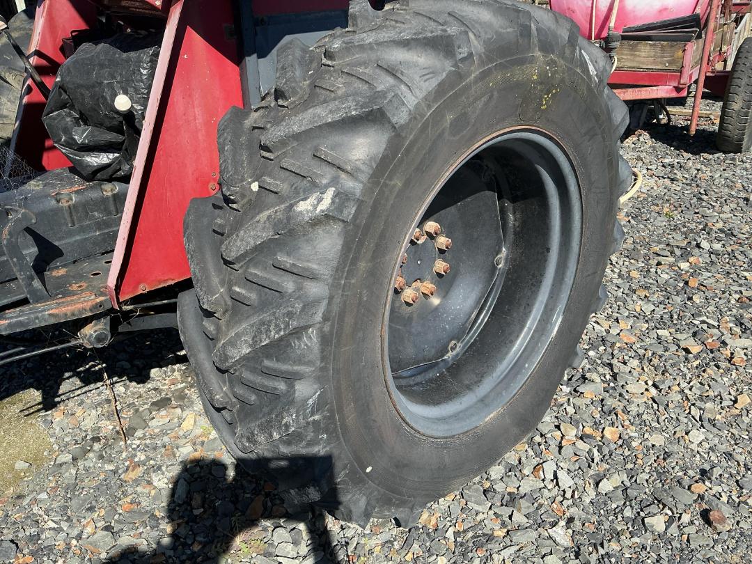 Photo '15' of CASE 1294 Tractor Photo '15' of CASE 1294 Tractor
