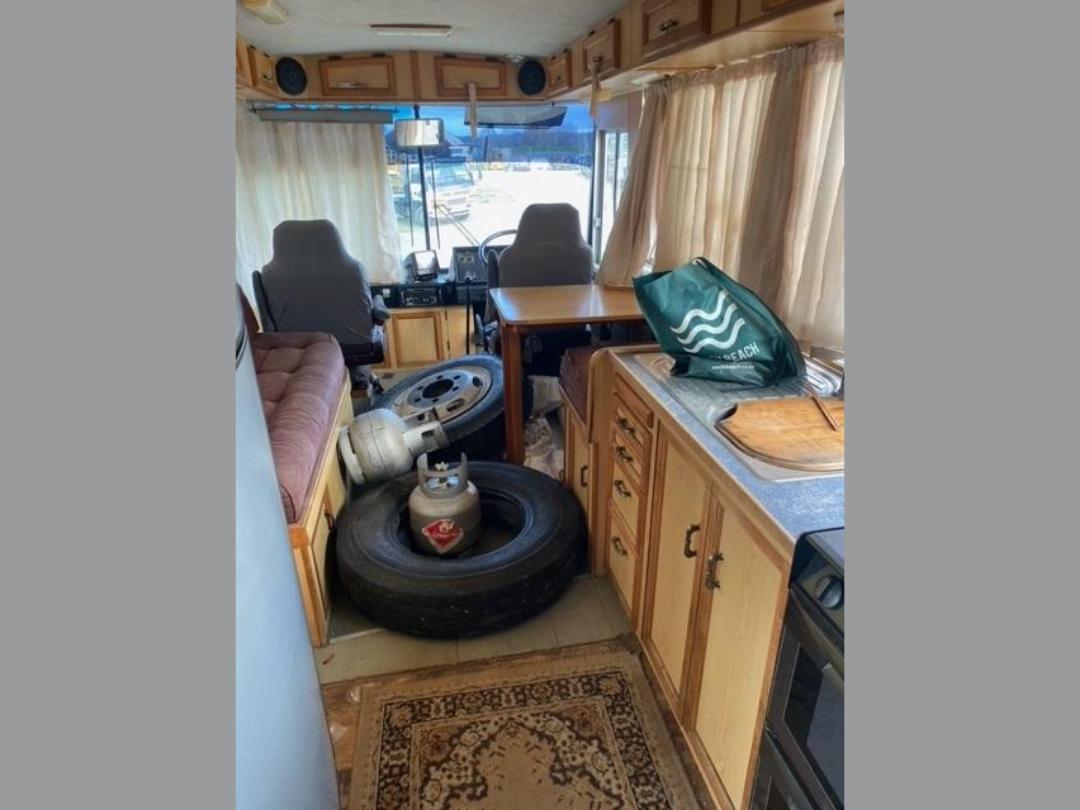 Photo '7' of Nissan P-RM81G Motorhome Photo '7' of Nissan P-RM81G Motorhome