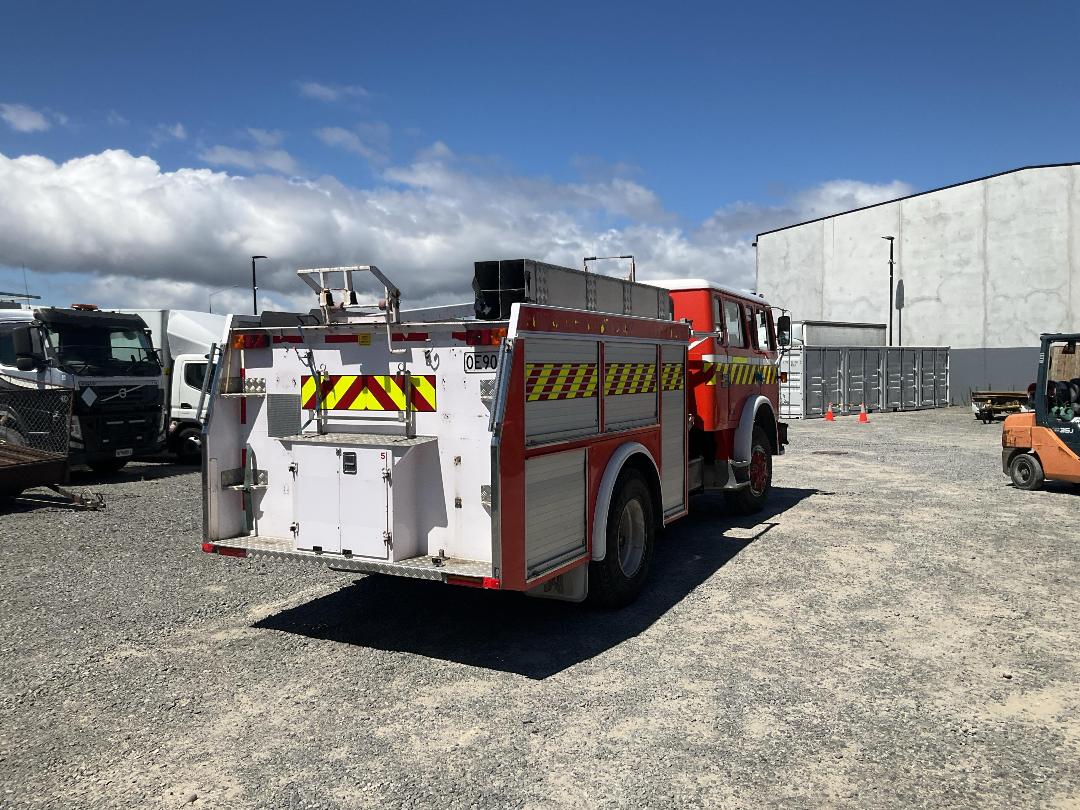 Photo '3' of International 1850D Fire Appliance Photo '3' of International 1850D Fire Appliance