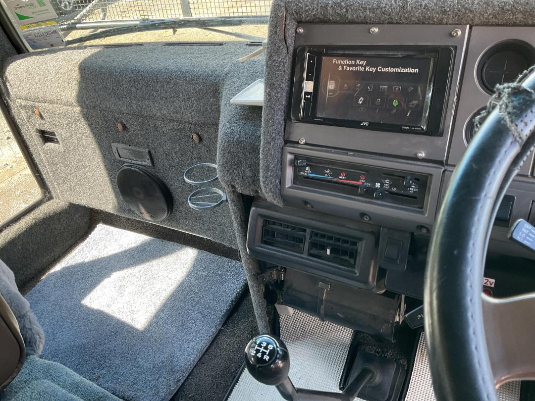 Photo '11' of Nissan Civilian Motorhome Photo '11' of Nissan Civilian Motorhome