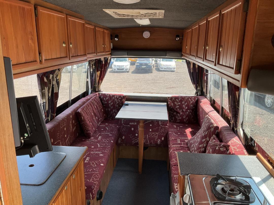 Photo '20' of Nissan Civilian Motorhome Photo '20' of Nissan Civilian Motorhome