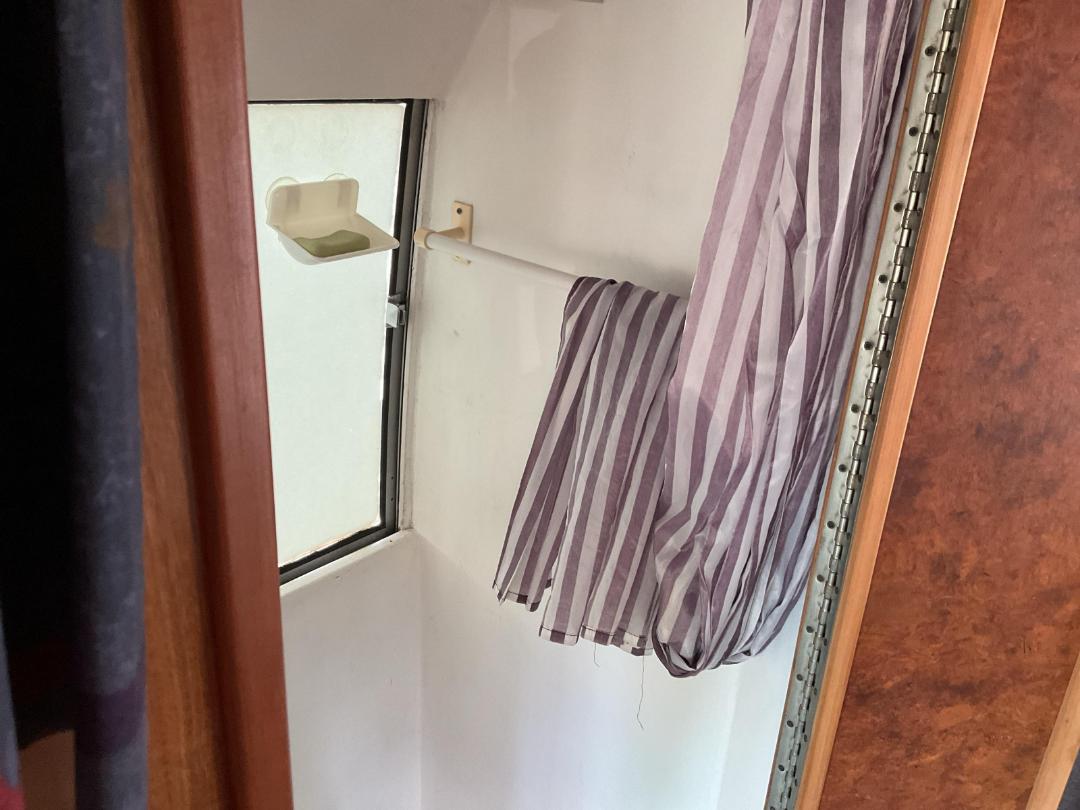 Photo '27' of Nissan Civilian Motorhome Photo '27' of Nissan Civilian Motorhome