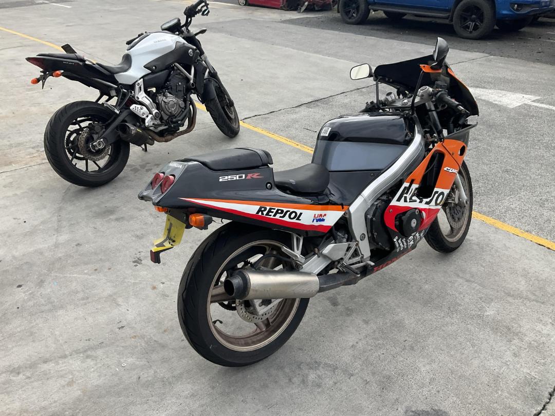 Photo '7' of Honda CBR 250