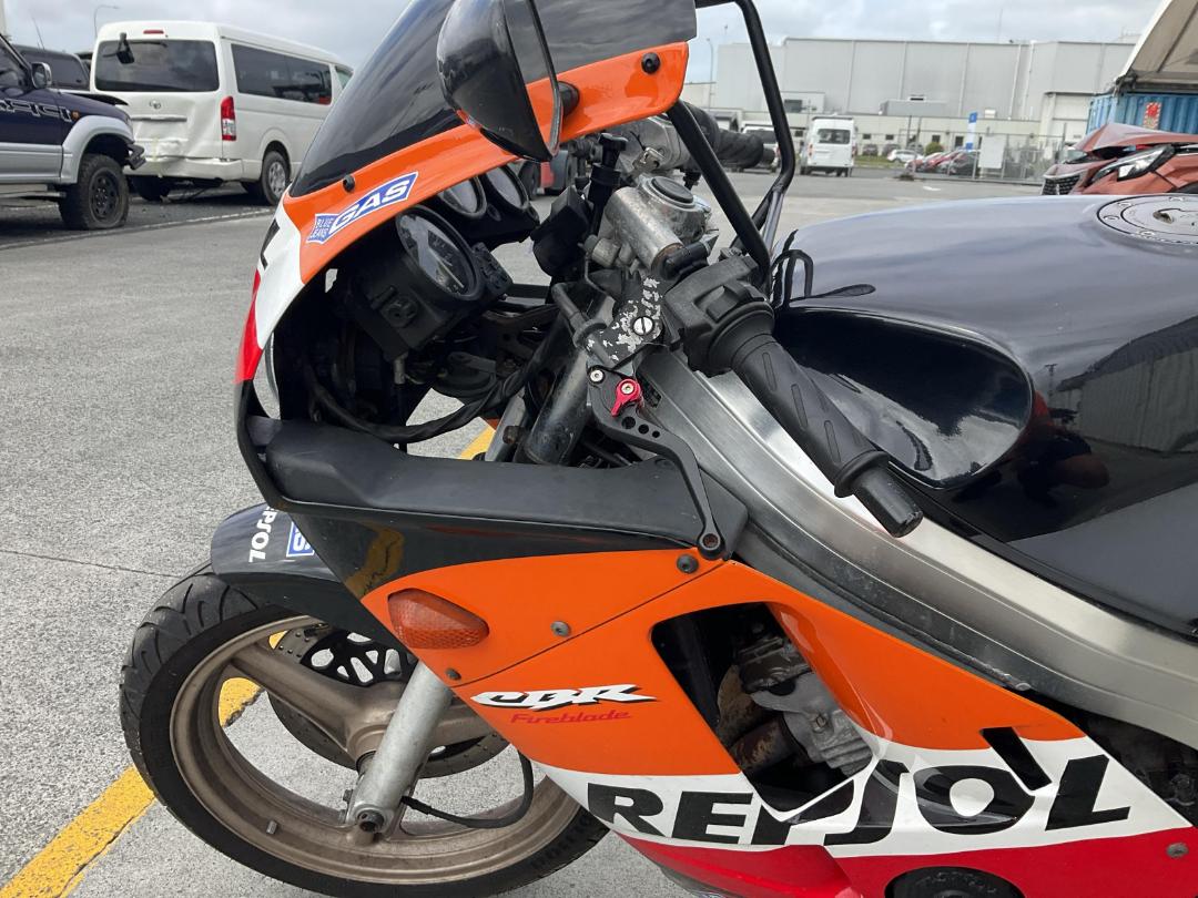 Photo '16' of Honda CBR 250