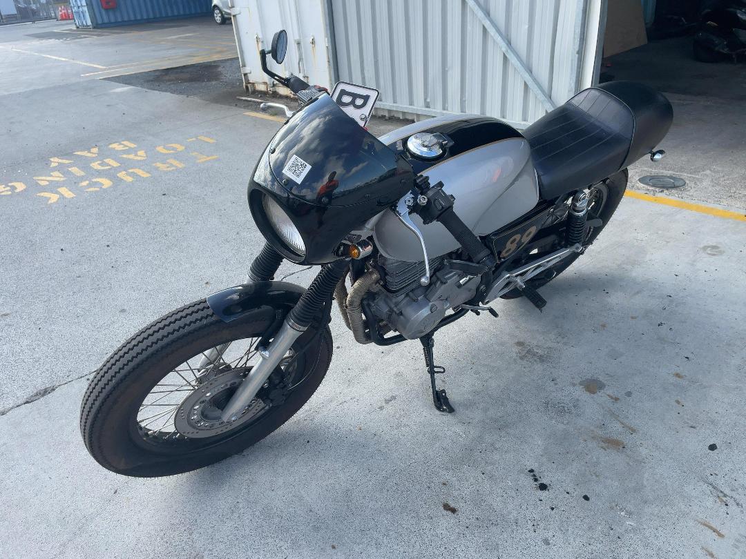 Photo '4' of Honda GB 400