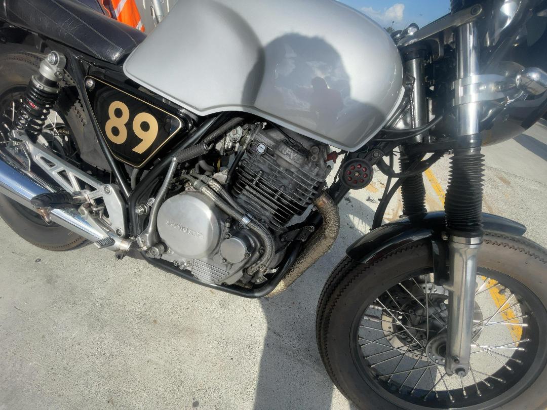 Photo '20' of Honda GB 400