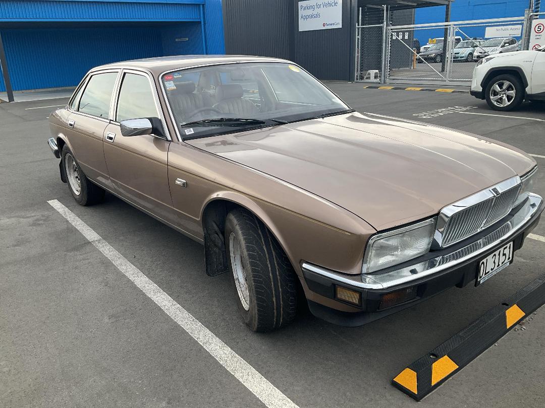 Photo '6' of Jaguar Sovereign 3.6