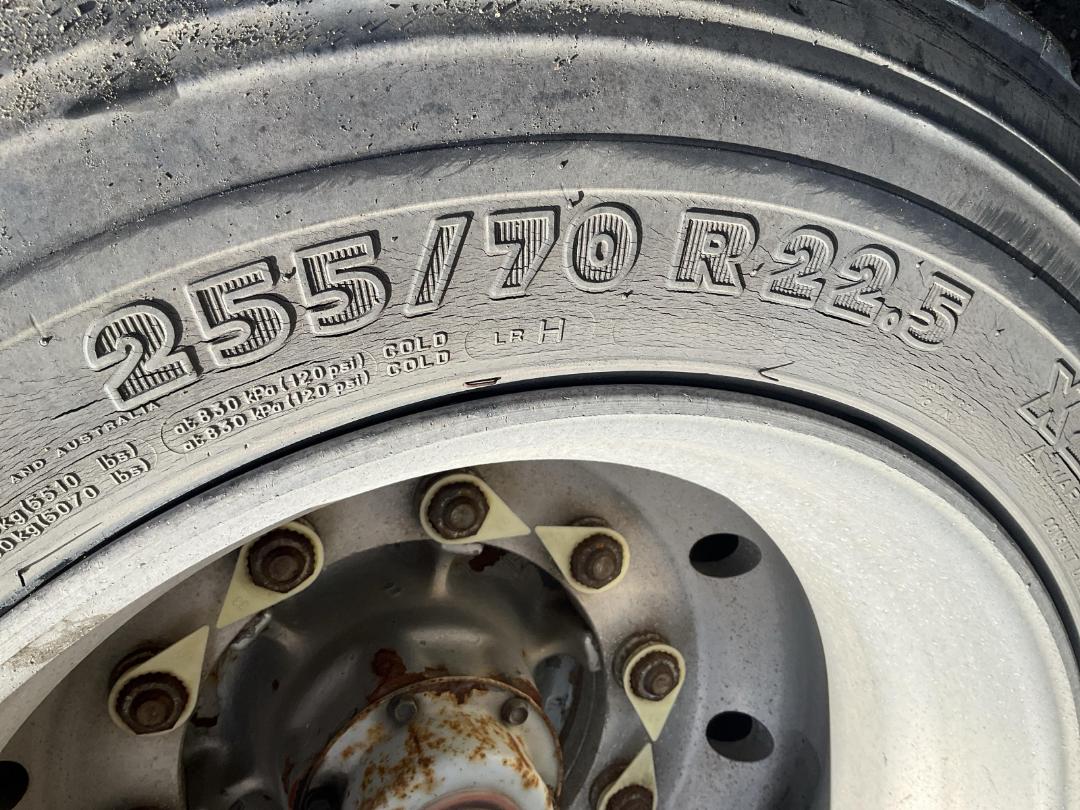 Photo '32' of Lowes Industries Tanker Trailer Full