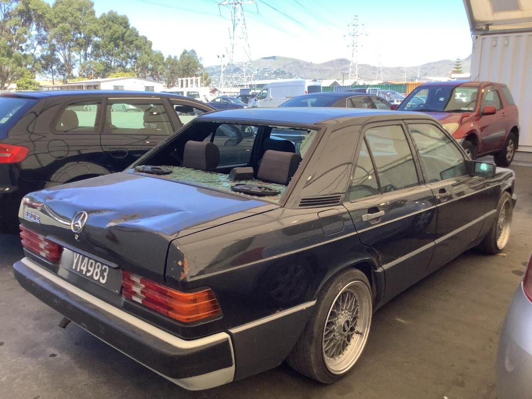 Photo '4' of Mercedes-Benz 190E Photo '4' of Mercedes-Benz 190E