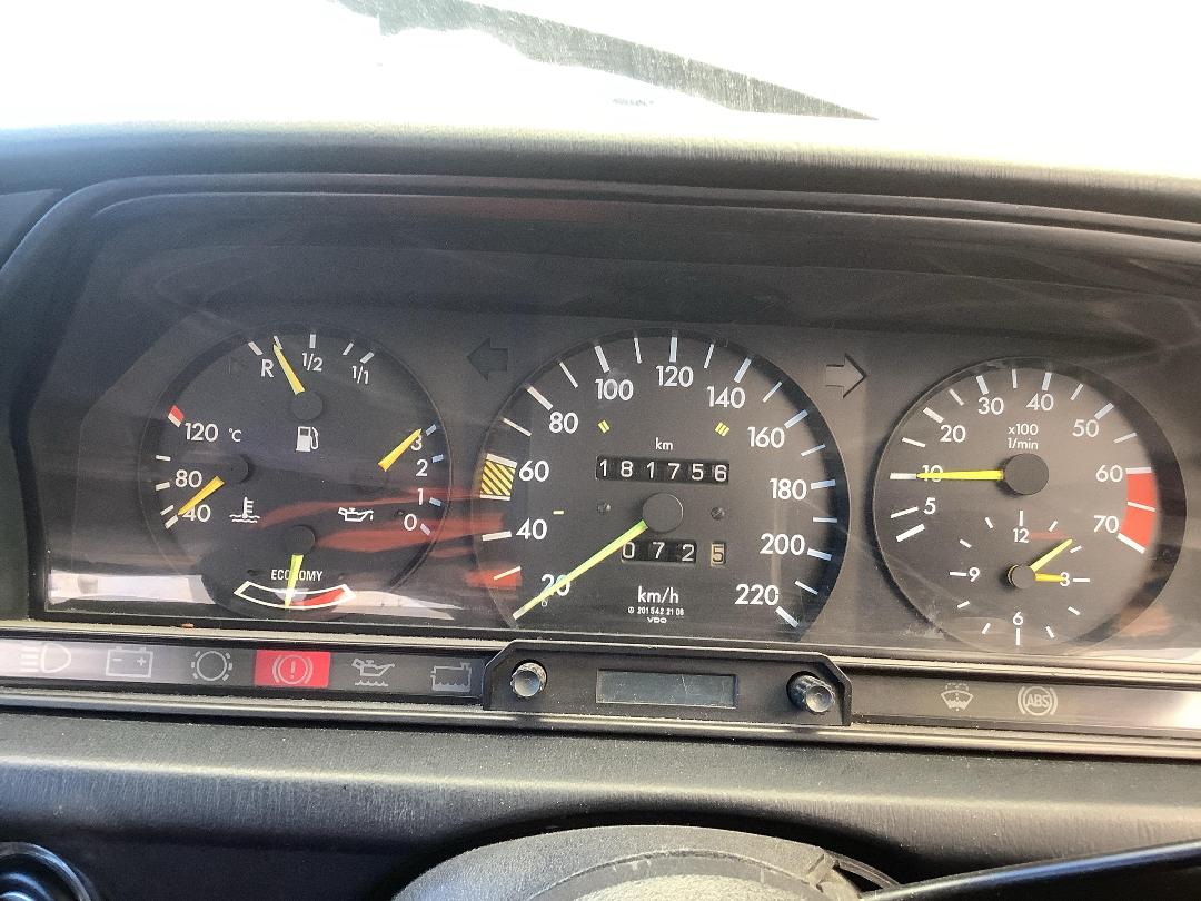 Photo '14' of Mercedes-Benz 190E Photo '14' of Mercedes-Benz 190E